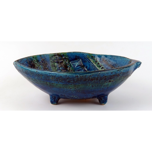 1336 - An Aldo Londi, Bitossi pottery leaf dish, with impressed geometric decoration, with blue/green glaze... 