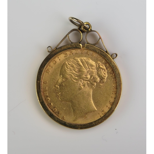 147 - A Victorian 1878 Melbourne Sovereign in a 9ct gold loose mount pendant, 9.4g