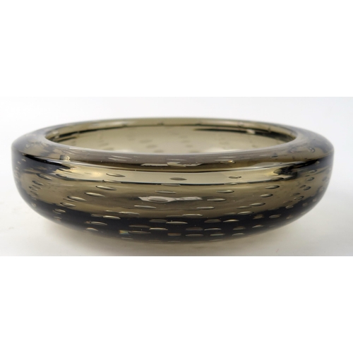 1491 - A smoked glass circular bowl with banded air bubble decoration, 20cm diameter.