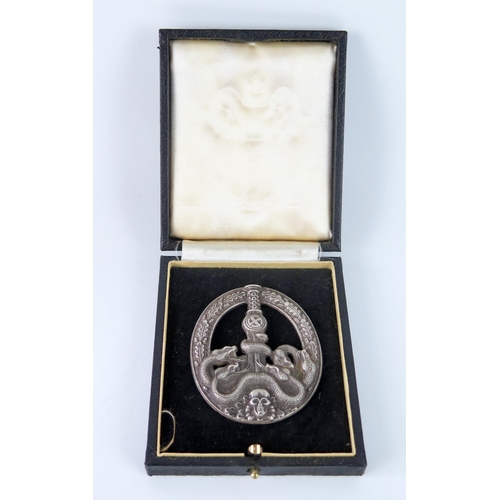 1532 - A replica Third Reich period Anti-Partisan Badge, contained in a fitted case.