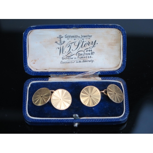 95 - A Pair of Early 20th Century 18ct Gold Shield Shape Cufflinks with engine turned decoration, 15mm di... 