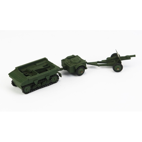 1137 - Dinky 162 18-Pounder Field Gun Set - matt green with ridged hubs to trailers consisting of 162a Ligh... 