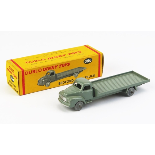 1149 - Dinky Dublo 066 Bedford Flat Truck - grey, no hook, smooth solid plastic wheels - very near mint in ... 