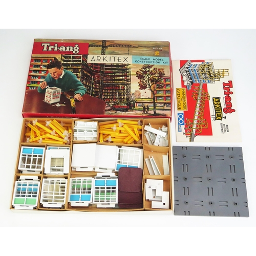 1161 - Triang Spot-On Arkitex OO Scale Model Construction Kit excellent contents and box (contents not chec... 