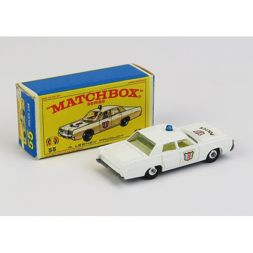 1193 - Matchbox Regular Wheels 55d Mercury Police Car - Stannard Code 8 - white, cream interior, blue roof ... 