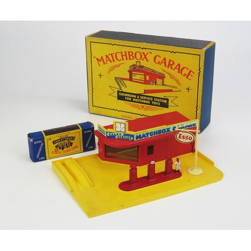 1199 - Matchbox Accessory Pack MG1 Service Station and Showroom - yellow base and roof sign, red building -... 