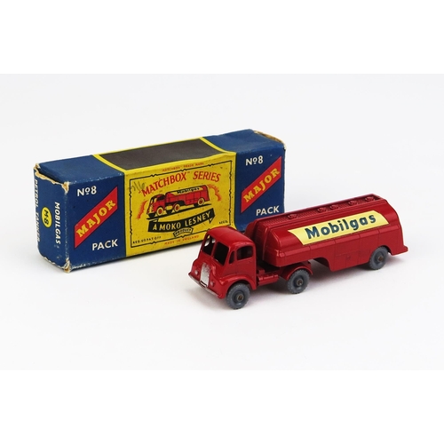 1201 - Matchbox Moko Major Pack M8 Thornycroft Articulated Tanker 