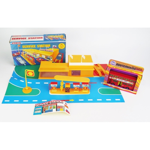 1223 - 2 Matchbox Copies including Blue Box copy of the MG1 Service Station with Forecourt but in yellow an... 