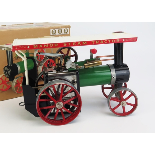 1244 - Mamod TE1A Live Steam Tractor in green/red/black/cream - excellent (untested) in box