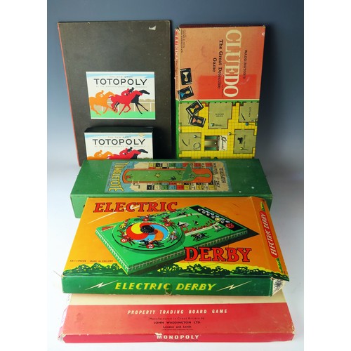 1298B - Selection of Games including Electric Derby, Subbuteo Table Soccer, Totopoly, Cluedo and Monopoly (c... 