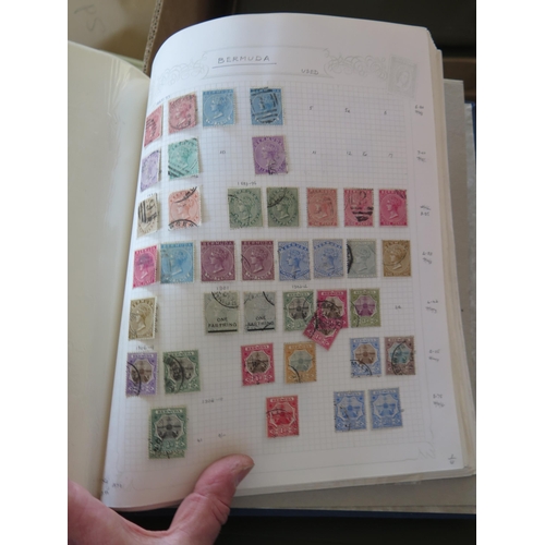 1146 - A Large Stamp Collection including Straights Settlements, other Empire including St. Vincent, Seyche... 