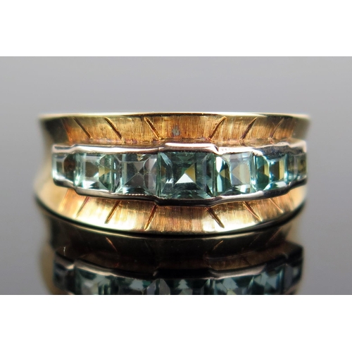 314 - A 9ct Gold and Blue Stone Dress Ring, size M.25, c. 3.48g