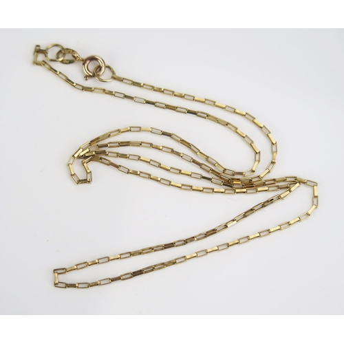 85 - A 9ct Gold Chain, 18