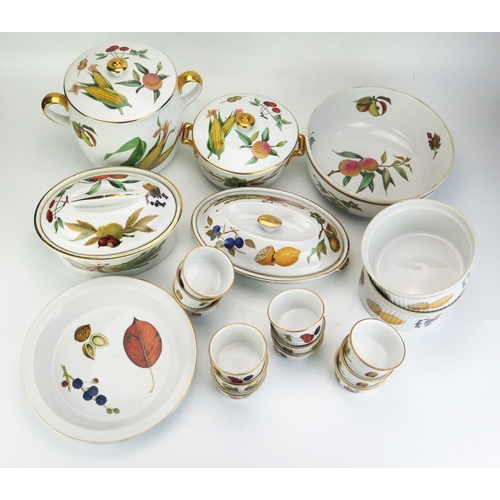 1008 - A collection of Royal Worcester oven to tableware's with 'Evesham' and 'Wild Harvest' pattern decora... 