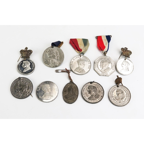 1120 - A collection of ten assorted Victorian and later commemorative medals, including coronation medals o... 