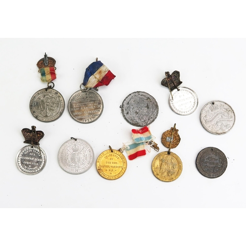 1121 - A collection of ten assorted Victorian and later commemorative medals, including coronation medals o... 