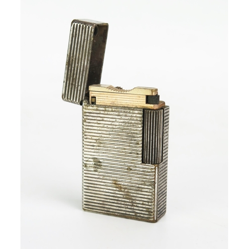 1185 - A S.T. Dupont Gas Cigarette Lighter, no. 5807AX. A/F