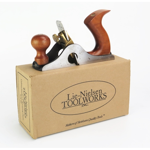 1281 - A Lie-Nielsen No. 85 Cabinetmaker's Scraping Plane - excellent used condition with box