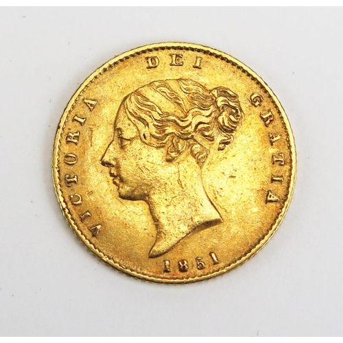 1463 - A Victoria Gold Half Sovereign 1851