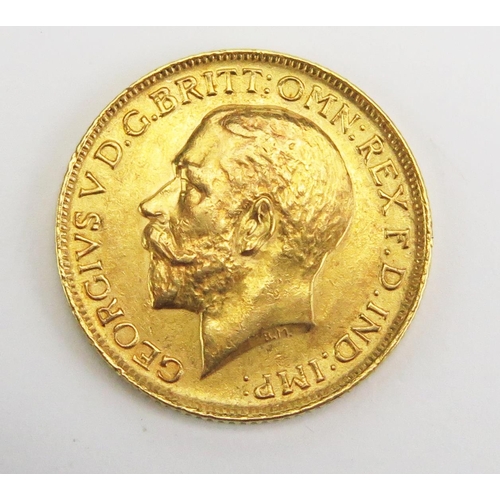 1476 - A George V Gold Sovereign 1913