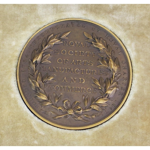 1481 - A Cased George V Royal Society of Arts Manufacturers and Commerce Bronze Medallion awarded to Helen ... 