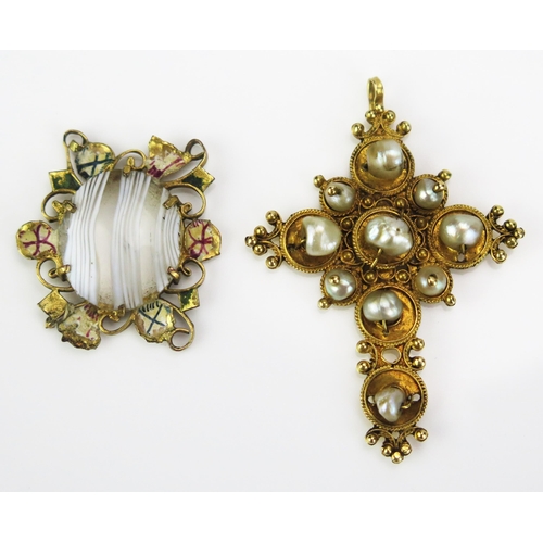 209 - An 18th or Early 19th Century Precious Yellow Metal and untested Pearl Cross Pedant (40mm drop, KEE ... 