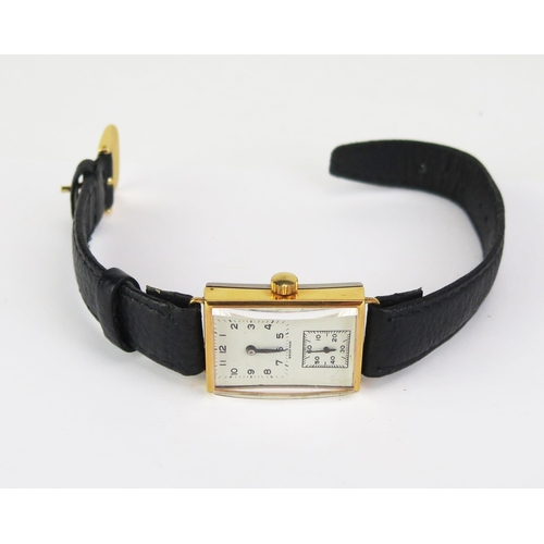 450 - A Gent's Gold Plated Manual Wind Wristwatch with a Swiss movement Running