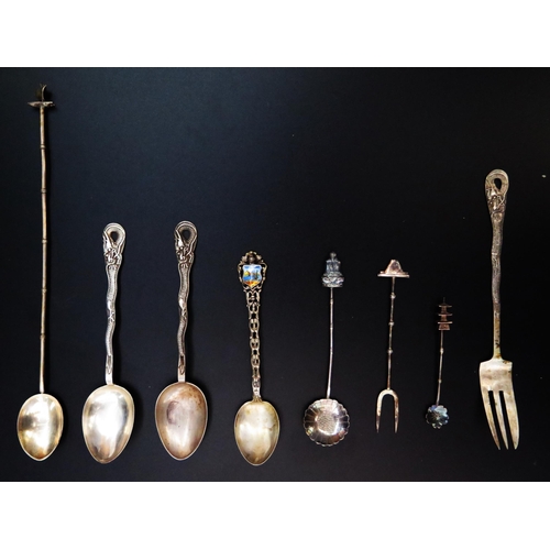 720 - A Selection of Hong Kong Silver Flatware, 76.2