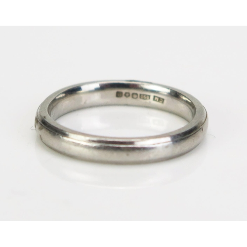 73 - A Platinum Plain Wedding Band, stamped 950, 3mm wide, size J.25, 4.71g