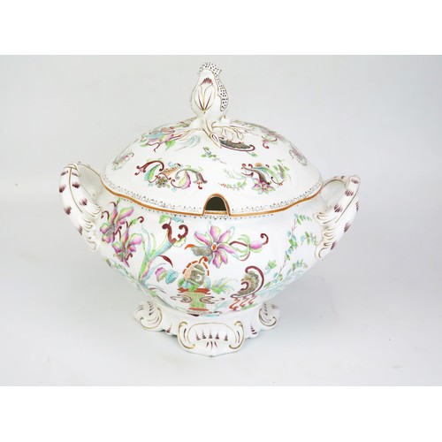 1058 - A Victorian Soup Tureen and Cover