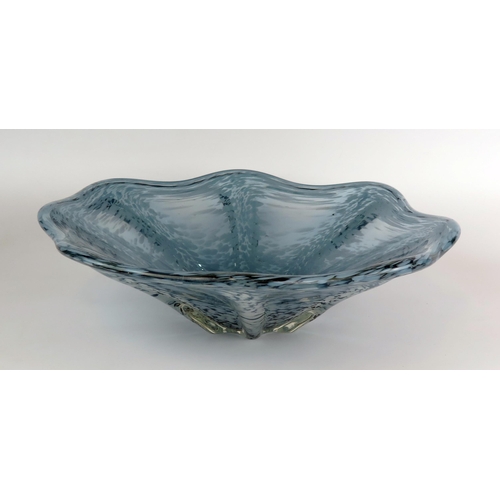 1161 - An art glass bowl of circular form with wavy edge border and variegated blue and white cloud effect ... 