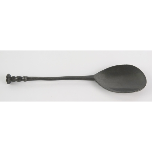 1235 - An 18th century pewter seal top spoon, with pear-shaped bowl and slender stem, bears worn touch mark... 