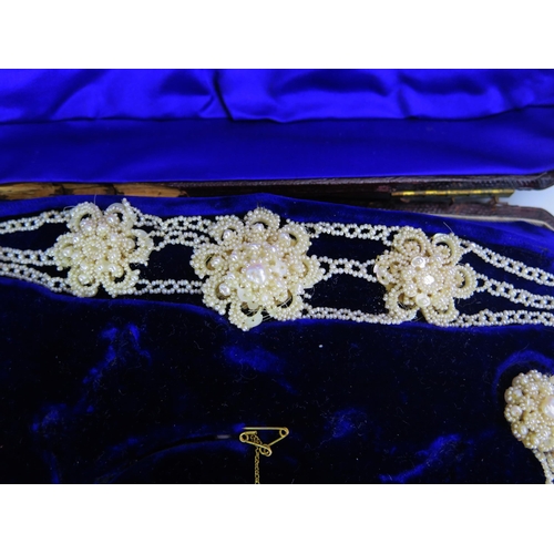 128 - A 19th Century untested Seed Pearl Demi Parure including a necklace (c. 16.25