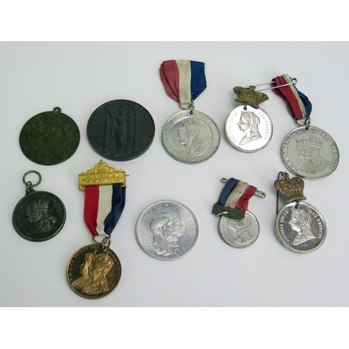 1299 - A collection of assorted Coronation and other medals