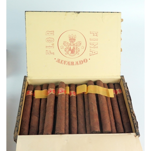 1306 - One box Jamavana Minor Coronas cigars, broken seal to box together with three other boxes of partly ... 