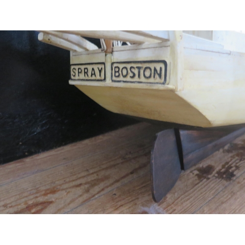 1390B - A model of a twin masted Bostonian fishing boat, 