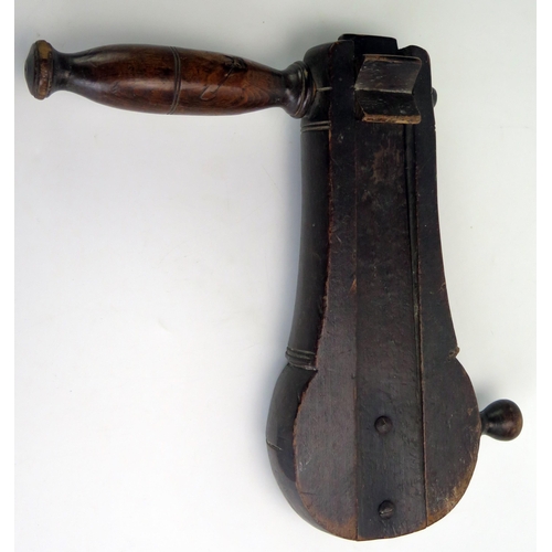 1398 - A World War One period wooden rattle for gas attacks, with turned wood handle, 24cm long.