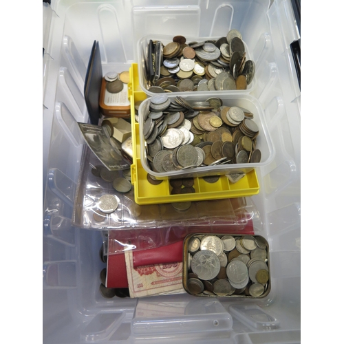 1567 - A Box of GB and World Coins and Notes, c. 12kg gross