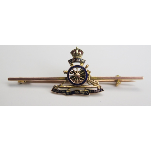 231 - A 9ct Gold and Enamel Royal Artillery regimental Sweetheart Brooch, stamped 9CT, 51mm, 2.86g