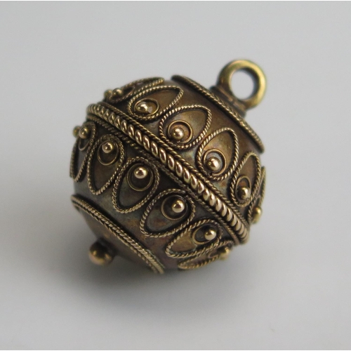 257 - A Victorian Precious Yellow Metal Ball Shaped Pendant, 22mm drop, KEE tested as 15ct, 4.37g