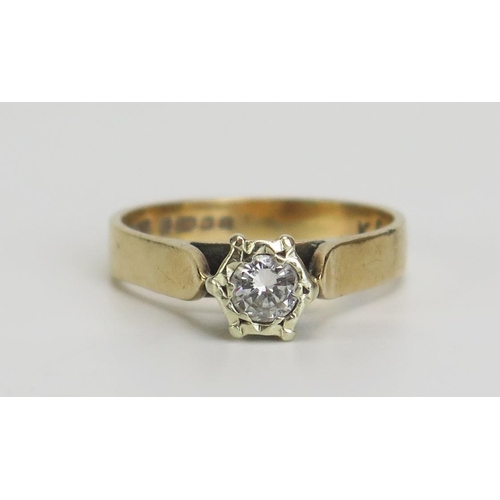 363 - A 9ct Gold and Diamond Solitaire Ring, 4mm illusion set stone, size J, 2.33g