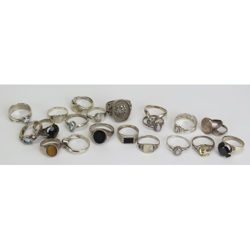 377 - Twenty Silver Rings (some hallmarked, others all with stamped marks, 58.77g) and two white metal rin... 