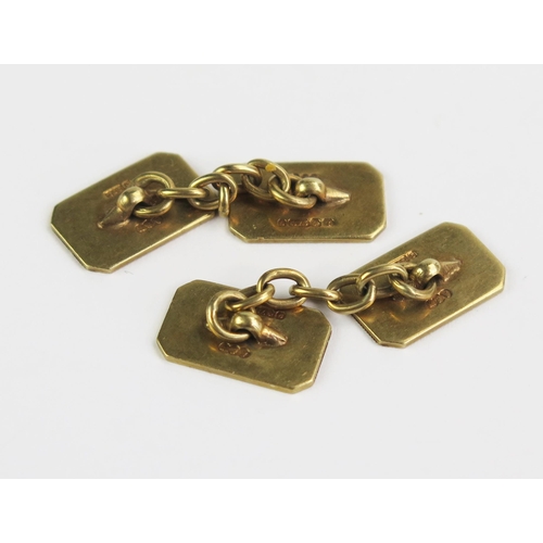 4 - A Pair of 9ct Gold Cufflinks with engine turned decoration, Birmingham 1948, A&W, 6.9g