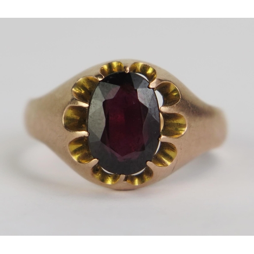 89 - An Antique 9ct Gold and Garnet Ring, 10x7mm stone, Birmingham 1913, size S, 4.45g gross