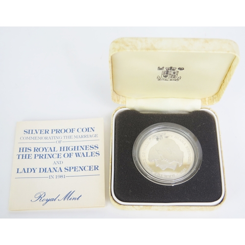 383 - A Royal Mint Sterling Silver Prince Charles and Lady Diana Spencer 1981 Coin. Boxed with COA