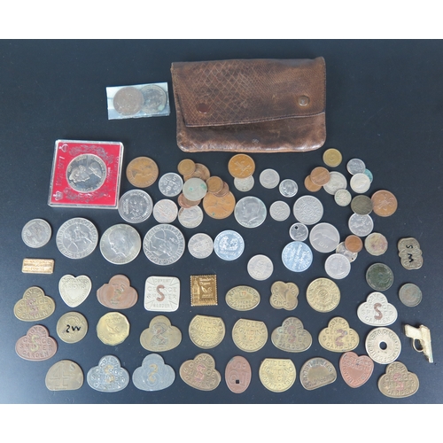 399 - Commemorative Crowns, Victorian and later coins, and tokens including Covent Garden _ George Shutter... 