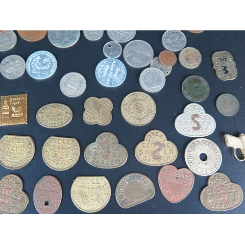 399 - Commemorative Crowns, Victorian and later coins, and tokens including Covent Garden _ George Shutter... 