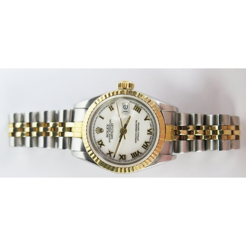 423 - A Ladies ROLEX Steel and Gold Datejust, ref: 69173,  26mm Oyster case, no. E161650, back no. 69000A,... 