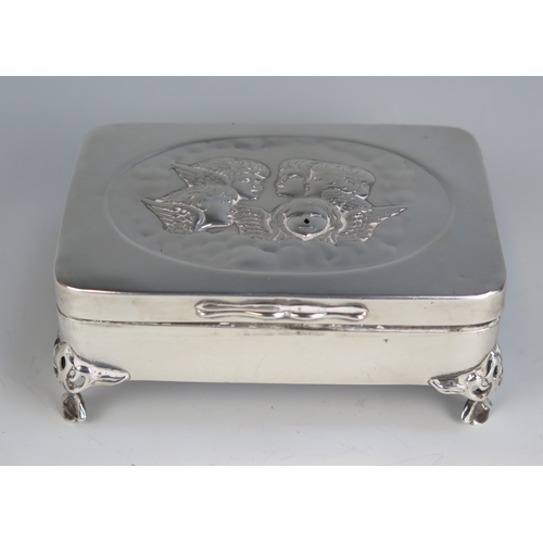 562 - An Edward VII silver trinket box, maker Henry Matthews, Birmingham, 1903, of rectangular outline, th... 