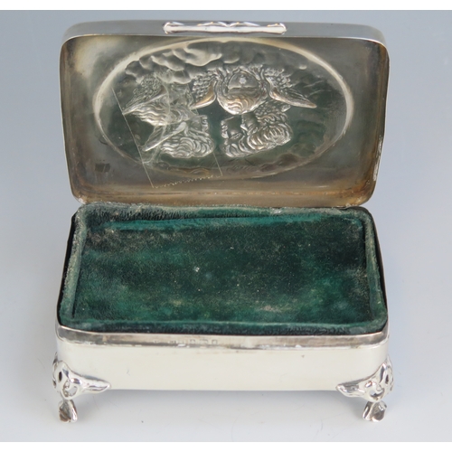 562 - An Edward VII silver trinket box, maker Henry Matthews, Birmingham, 1903, of rectangular outline, th... 